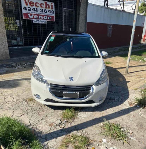 Peugeot 208 1.6 Feline 2014