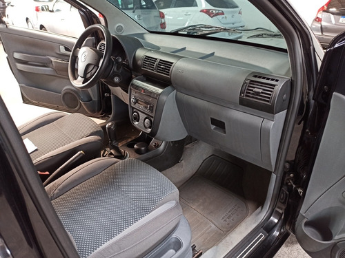 Imagem 11 de 15 de Volkswagen Spacefox 2010 1.6 Route Total Flex 5p