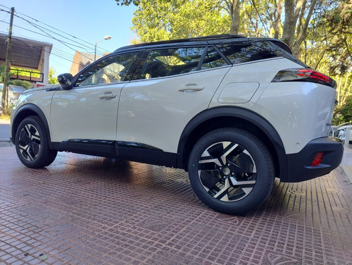 Peugeot 2008 1.0T Gt