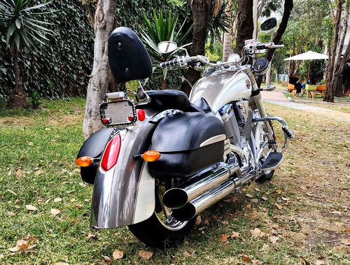 2004 Victory Polaris Kingpin 1,507cc 5 Velocidades