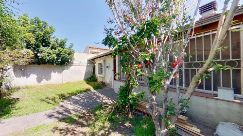 Hermosa Casa Venta Hurlingham C/jardín Aptacrédito
