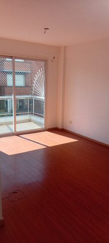 Piso 4 Ambientes Con Cochera, Dependencia De Servicio, Suite