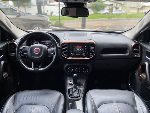 Fiat Toro 2.0 Volcano 4x4 Aut. 4p