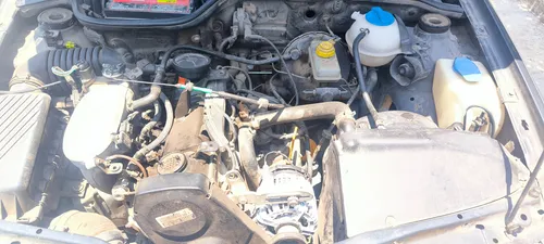 Volkswagen Pointer 1.6 City Mt