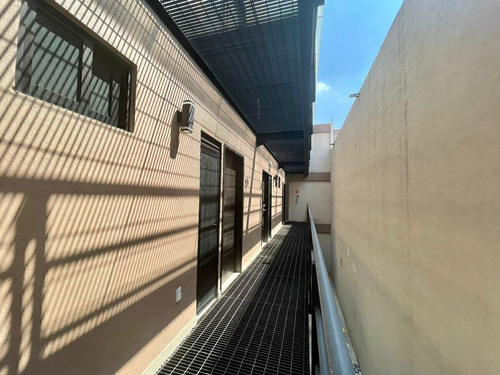 Edificio En Venta, Villas De La Hacienda, 594 Mts