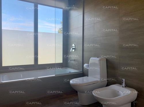 Casa En Venta Laguna Estates Barrio Privado En Manantiales Punta Del Este-ref:29009