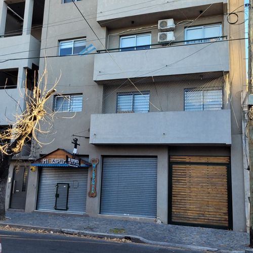 Local En Venta - Cercano Quilmes Centro - Calle Moreno Casi Guido