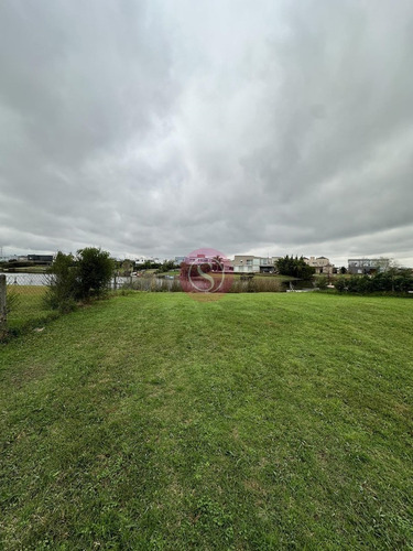 Terreno Lote En Venta En San Benito, Villanueva, Tigre