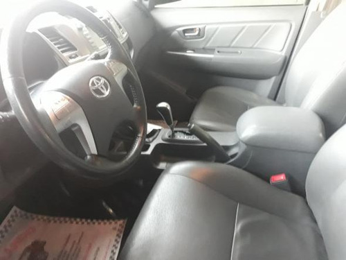 Imagem 6 de 8 de Hilux Cd Srv D4-d 4x4 3.0 Tdi Diesel Aut