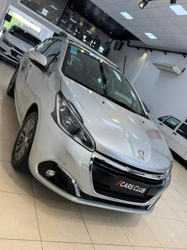 Peugeot 208 1.6 Feline