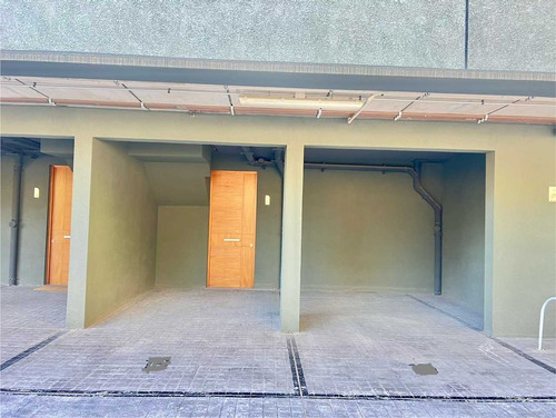Triplex En Venta De 3dorm 3b 2estac 1bod (96262)