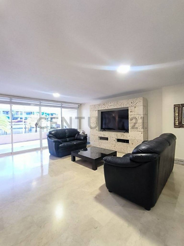 En Alquiler Tonwhouse En El Conjunto Residencial Esturion Lecheria