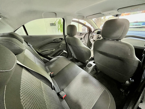 Imagen 14 de 19 de Chevrolet Prisma 1.4 Joy Ls 2020