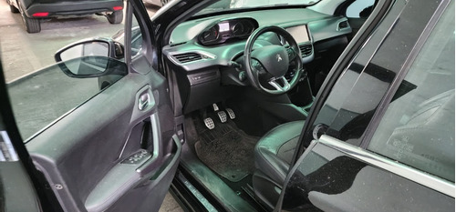 Imagen 17 de 21 de Peugeot 208 Feline 1.6 Año 2016 - Nortautolp