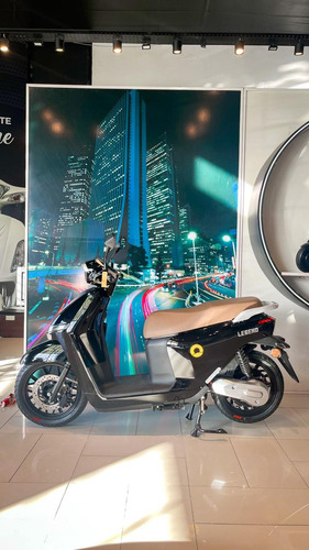 Sunra Legend Moto Eléctrica Scooter 150km Baterlia Litio