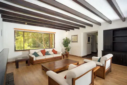 Casa En Arriendo/venta En Canelon. Cod A16565