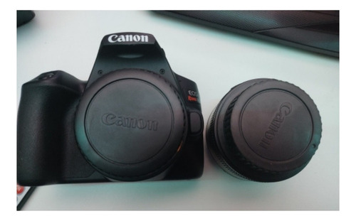 Cubierta del cuerpo de la cámara Canon Eos y tapa trasera del objetivo