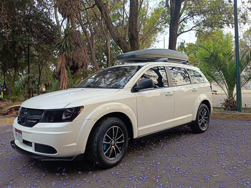 Dodge Journey 2.4 Se 7 Pasajeros At