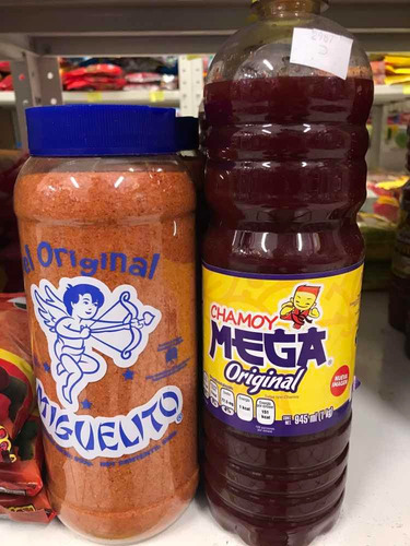 Imagen 2 de 2 de Combo Miguelito Polvo 1 K+ Chamoy Mega Polvo Chile Salsa 1 L