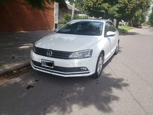 Volkswagen Vento 2.5 Luxury