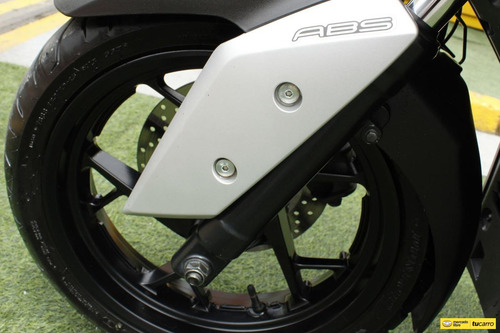 Yamaha X-max 300