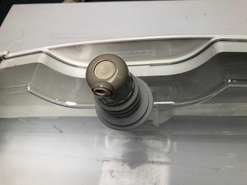 Depósito Dispensario De Agua Heladera Whirlpool Var Mod (Usado)