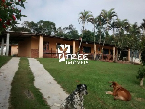 Imagem 5 de 30 de Venda Excelente Chácara Em Biritiba-ussu/mogi Das Cruzes Com A/t 4.500m² Distribuídos Em Casa Toda De Laje, 3 Dormitórios Sedo Suíte. Consulte-nos. - Ch00106 - 69896973