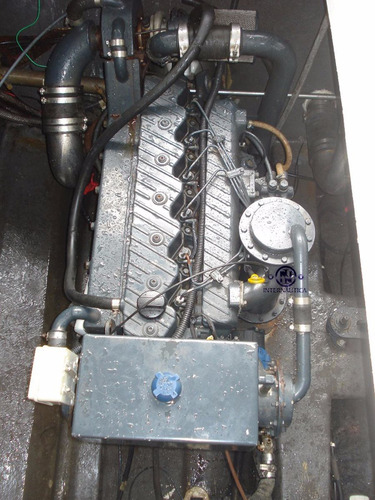 Imagem 11 de 11 de Lancha Magnum 39 2007 2 Mwm Sprinter 230hp | Excalibur Couga