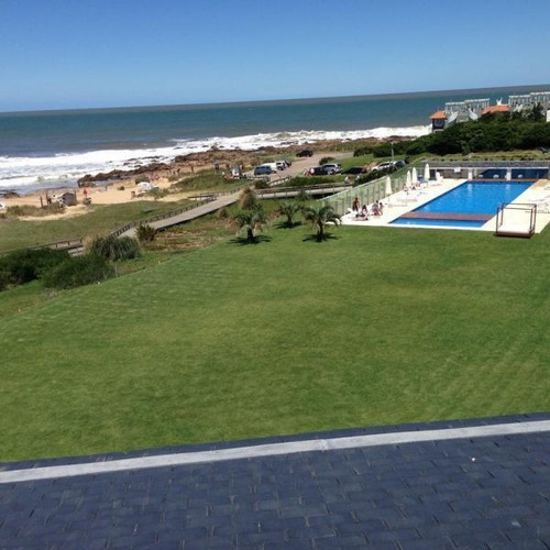 Apartamento En Venta De 3 Dormitorios En Montoya