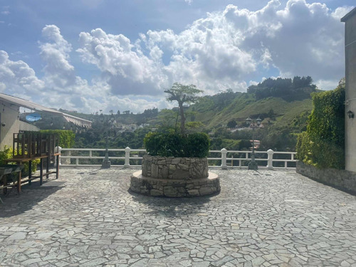 Vendo Quinta Colinas De Carrizal