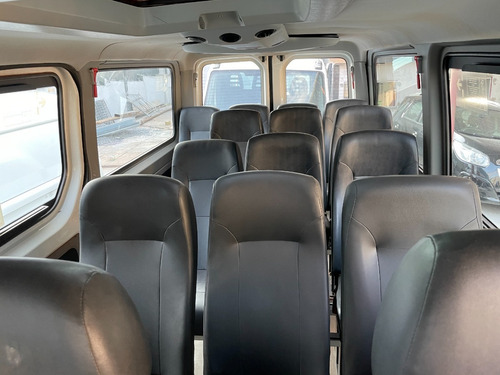 Imagem 10 de 11 de Mercedes Sprinter 415 2.2 Diesel 16 Lugares 2015 Rmotors