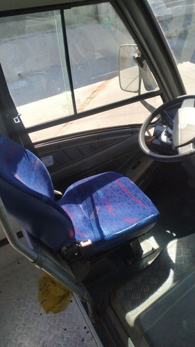 Marcopolo W8
