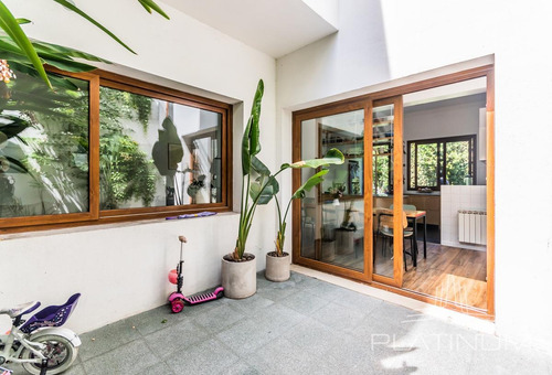 Imagen 8 de 30 de Ph Casa De Diseño En Villa Urquiza