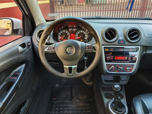 Volkswagen Voyage Comfortline 1.6 Mi 8v Total Flex
