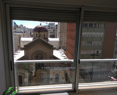 Apartamento En Venta De 2 Dormitorios En Centro