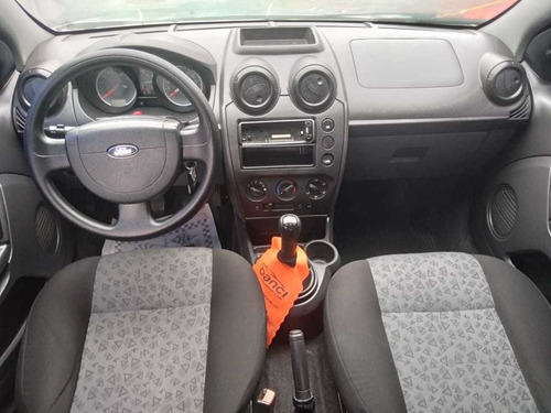 Imagem 9 de 10 de Ford Fiesta Sedan 2014 1.0 Rocam Se Plus Flex 4p