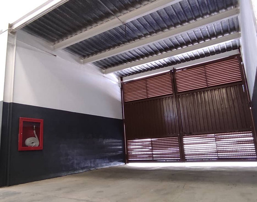 Lm Vende Galpon En Zona Industrial Castillito, San Diego.