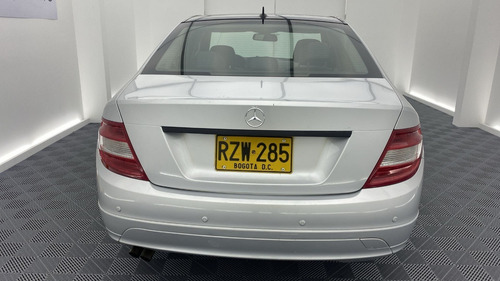 Imagen 7 de 25 de Mercedes Benz Clase C180 Kompressor