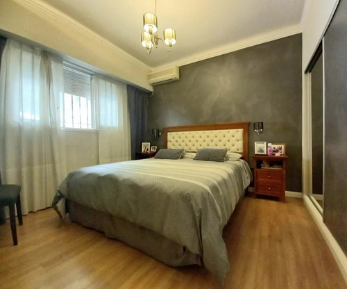 Imagen 8 de 26 de Casa En Venta, Castelar, Chalet 5 Ambientes Parque Y Quincho