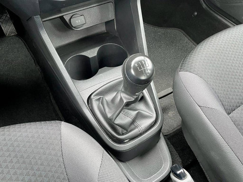 Imagem 13 de 15 de Volkswagen Voyage 1.6 Msi Totalflex 4p Manual