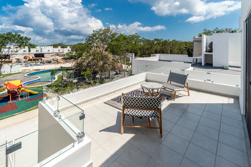 Casa En Venta En Playa Del Carmen, Bali, A 10 Minutos De La Playa