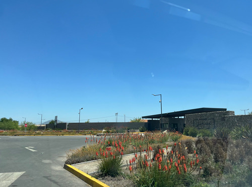 Baja De Precio! Sitio, Con Buenos Accesos A Carreteras