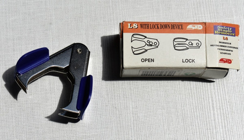 Saca Ganchos, Quita Grapas, Staple Remover Sid L8
