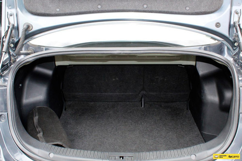 Imagen 13 de 25 de Mazda 2 1.5 At