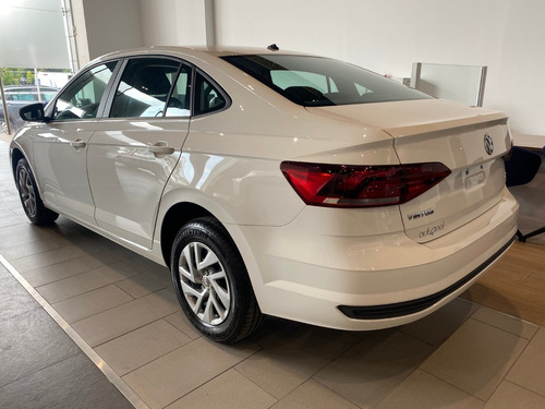 Imagen 4 de 24 de Volkswagen Virtus Trendline Mec Unidades Limitadas 2023