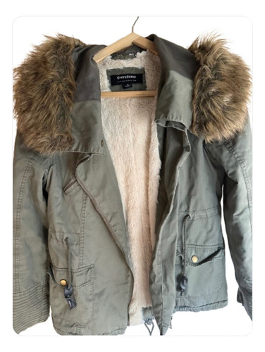 Campera C/capucha Verde Militar De Usa Talle S Forrada Piel (Usado)