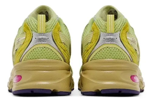 Tênis New Balance 530 Salehe Bembury Verde Original | Parcelamento