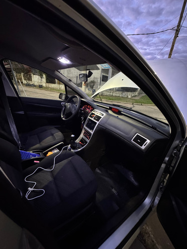 Peugeot 307 2.0 Hdi Xs Premium 110cv Mp3