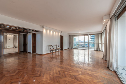 Exclusivo Piso - Torre Categoria - Segur. 24 Hs - 2 Cocheras