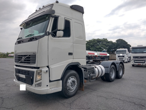 Imagem 18 de 25 de Volvo Fh 500 6x4 Bug Leve